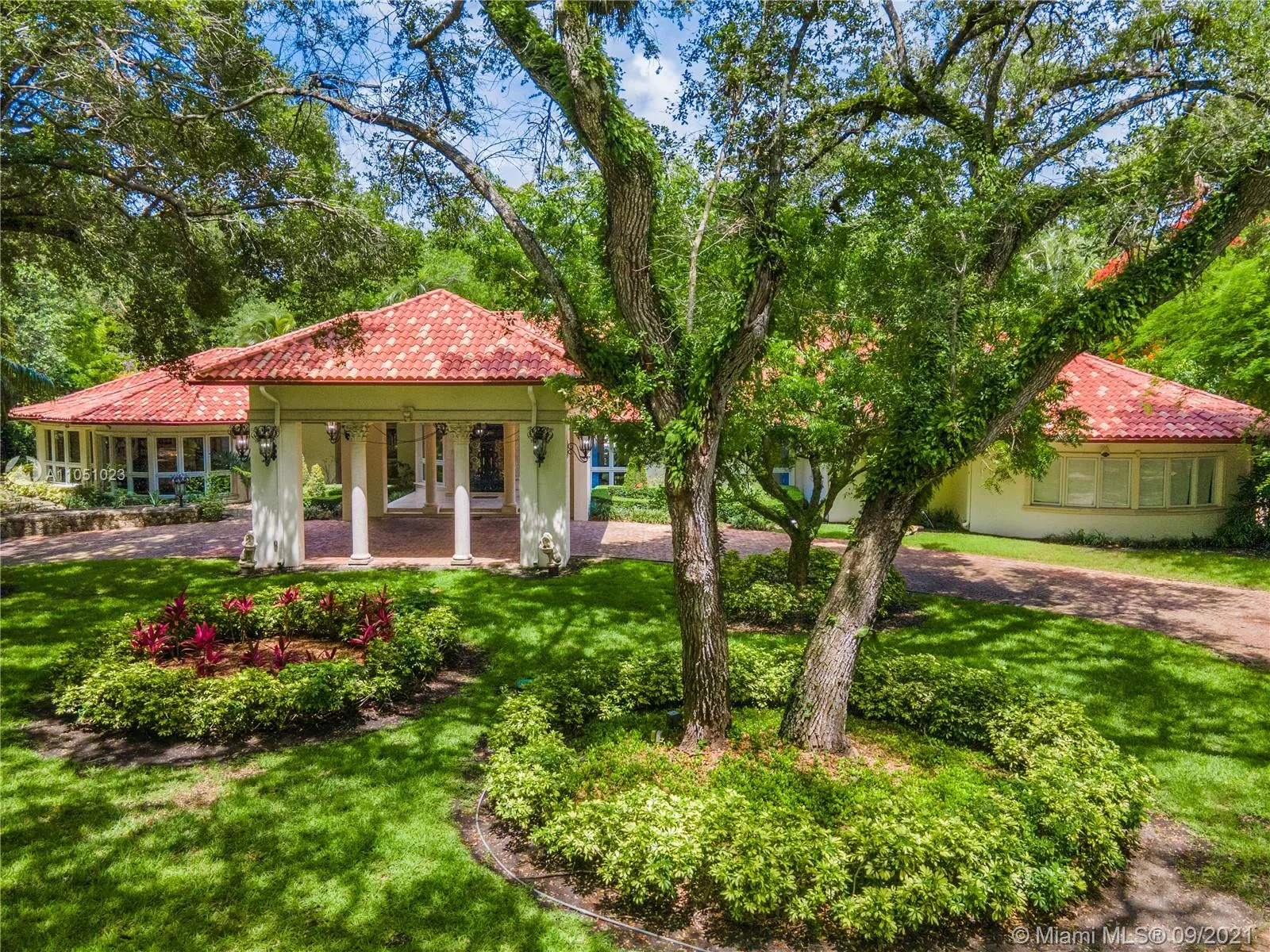 9400 Old Cutler Rd, Coral Gables FL 33156