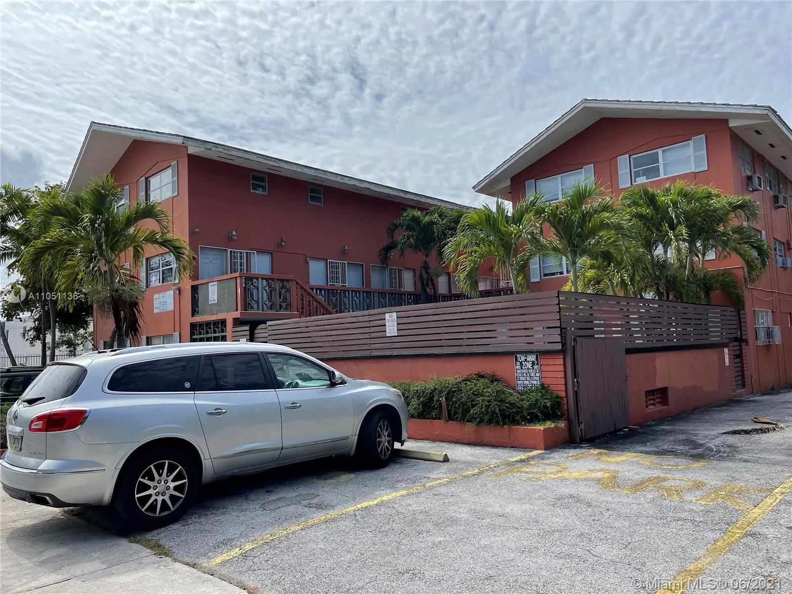 421 NE 68th St # 1, Miami FL 33138