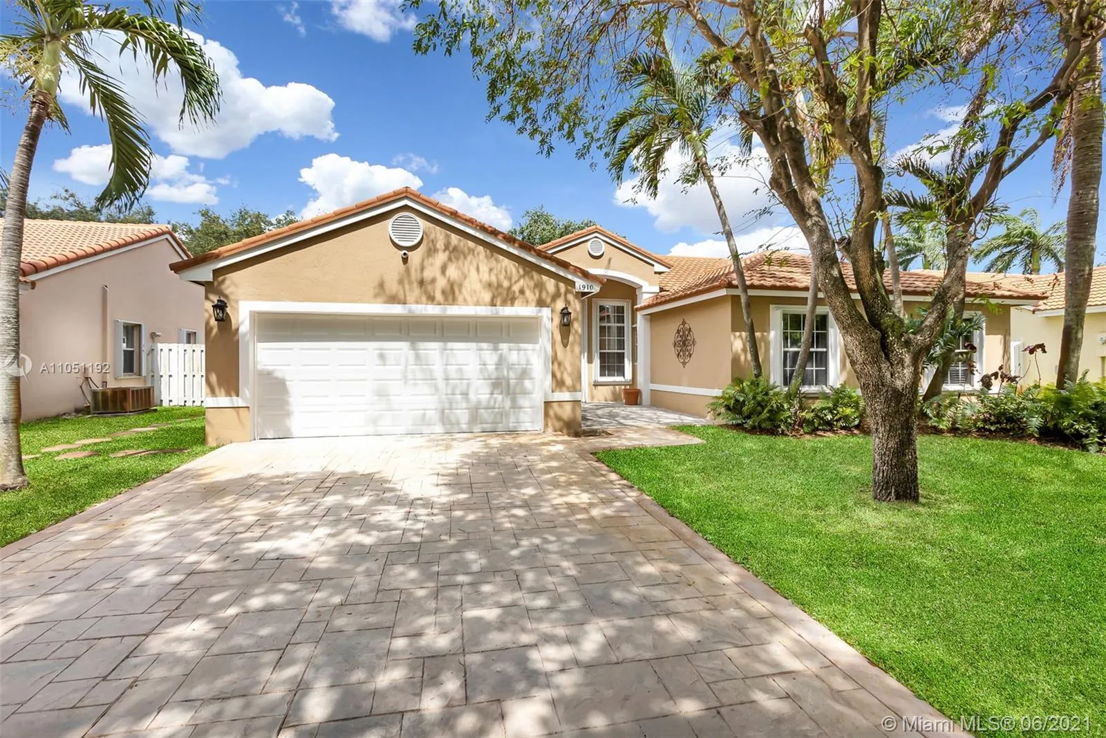 1910 SW 135th Way, Miramar FL 33027