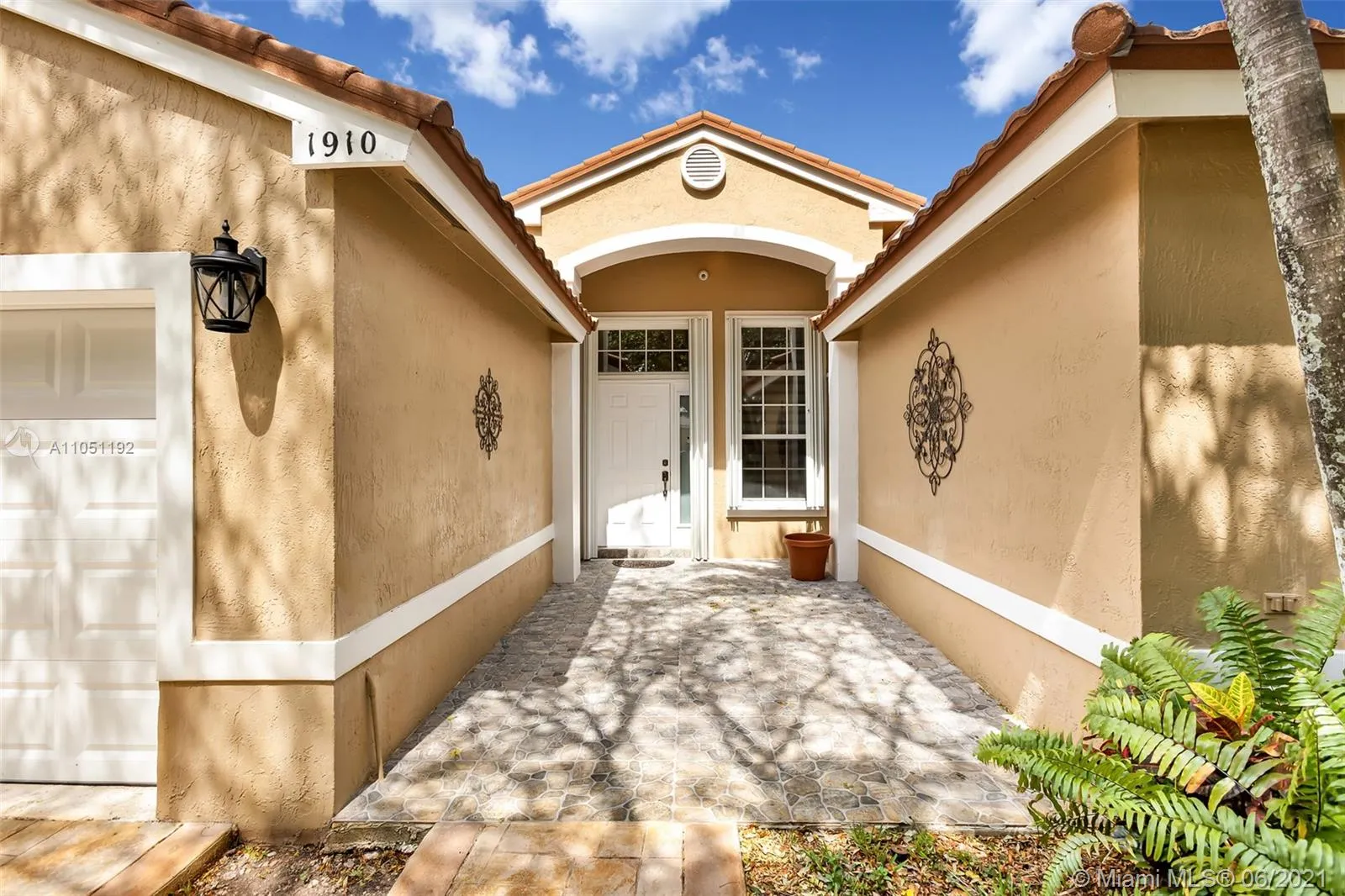 1910 SW 135th Way, Miramar FL 33027