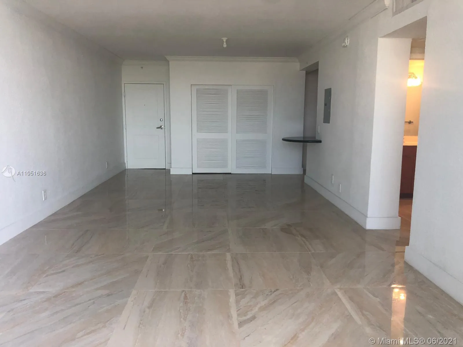 401 69th St # 711, Miami Beach FL 33141