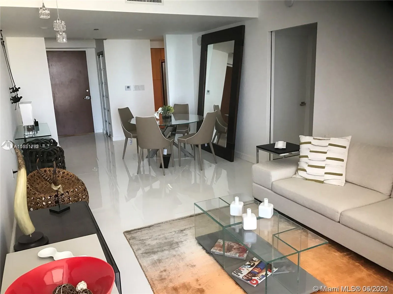 6365 Collins Ave # 3010, Miami Beach FL 33141