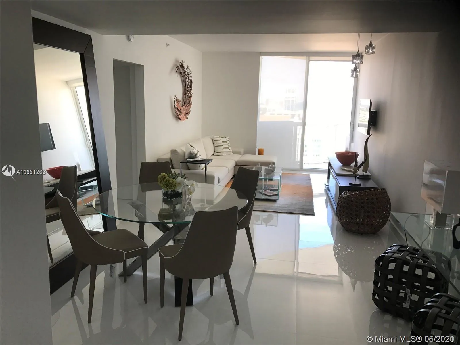 6365 Collins Ave # 3010, Miami Beach FL 33141