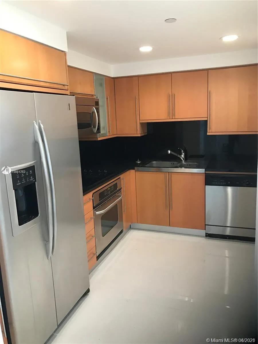 6365 Collins Ave # 3010, Miami Beach FL 33141