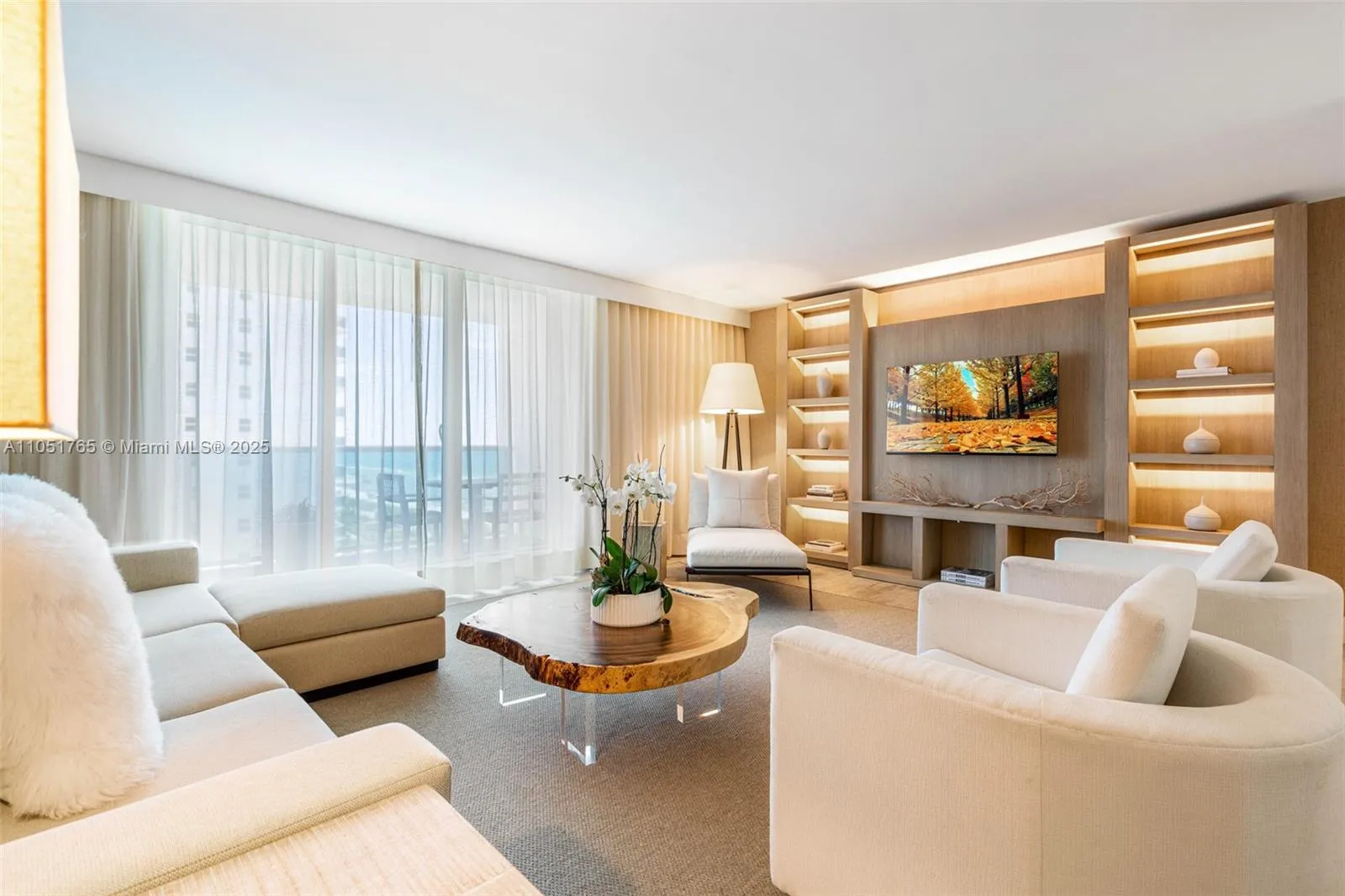 2 bedroom 2 bath for rent at 102 24th St # 1115, Miami Beach FL 33139