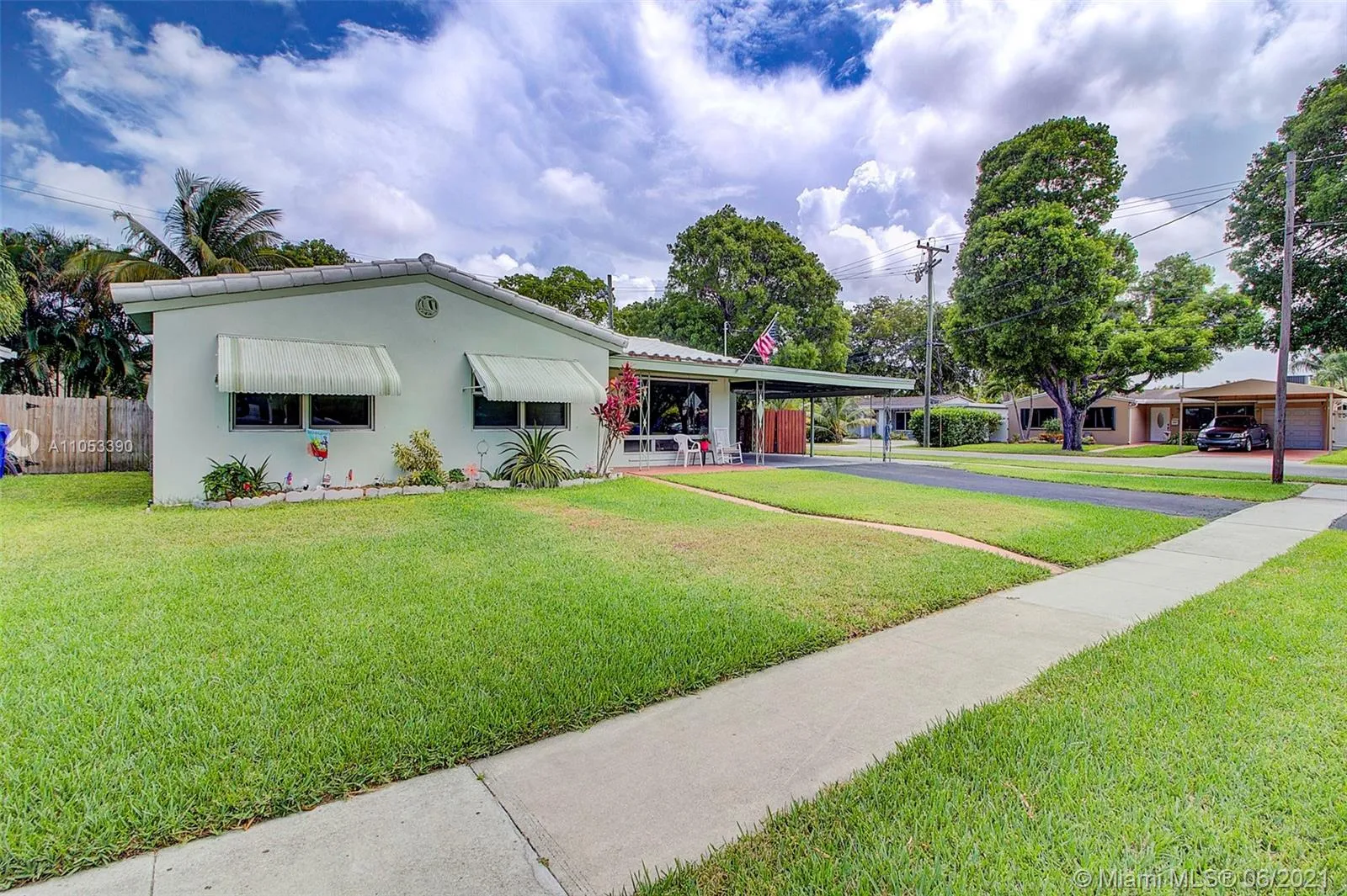 3050 Grant St, Hollywood FL 33021