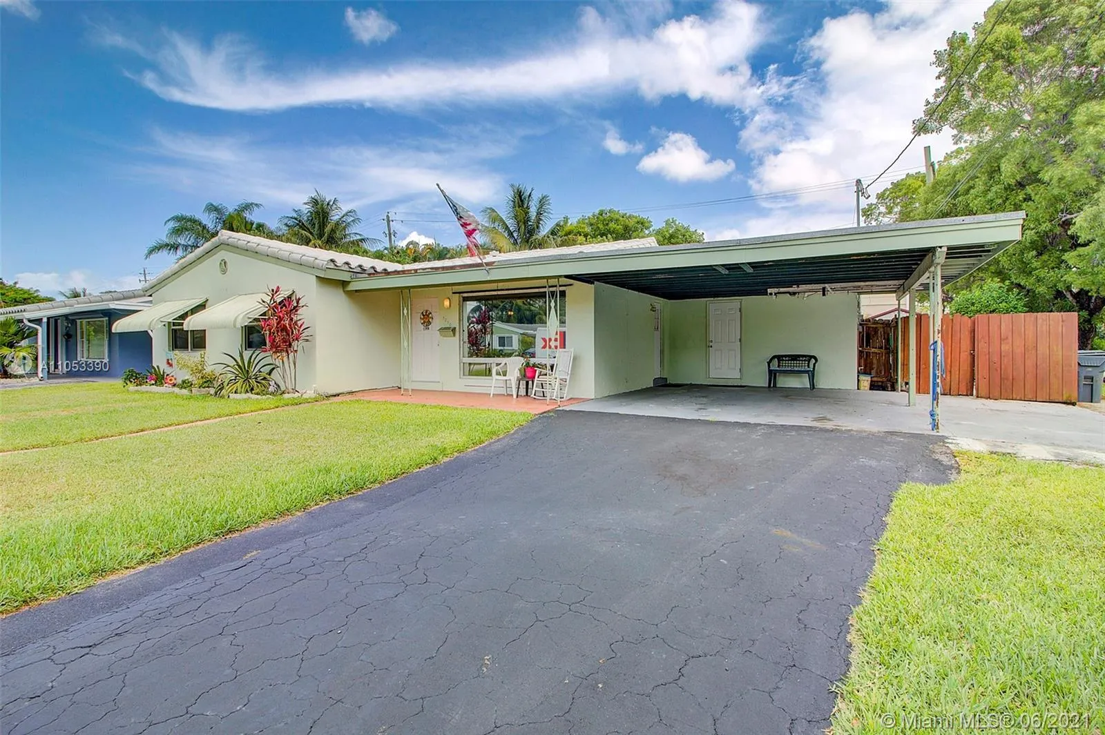 3050 Grant St, Hollywood FL 33021