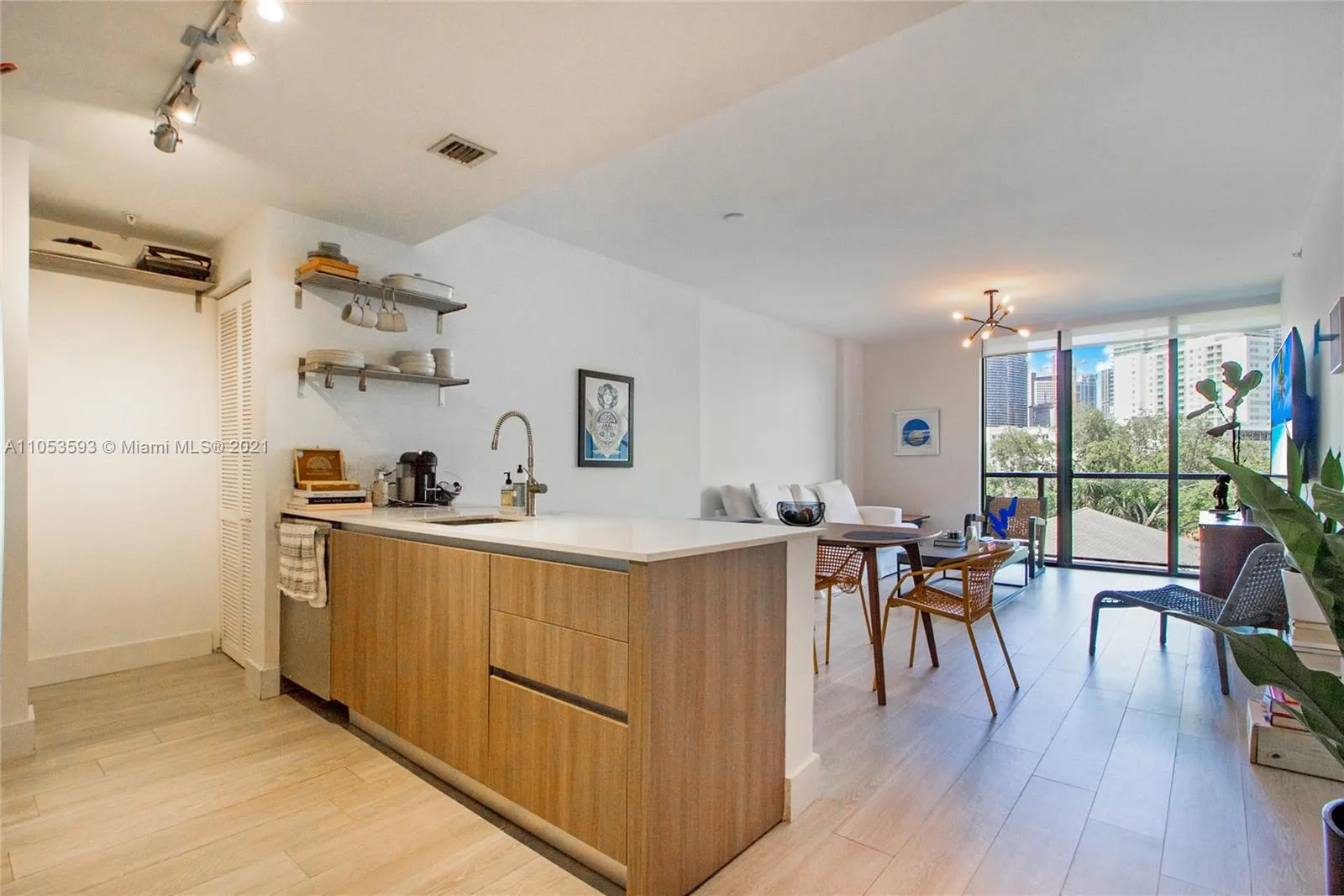 201 SW 17th Rd # 511, Miami FL 33129