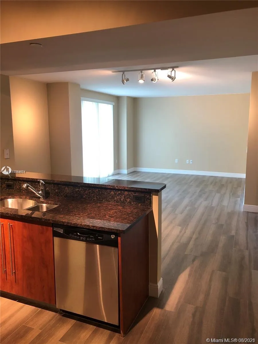 7350 SW 89th St # 706S, Miami FL 33156