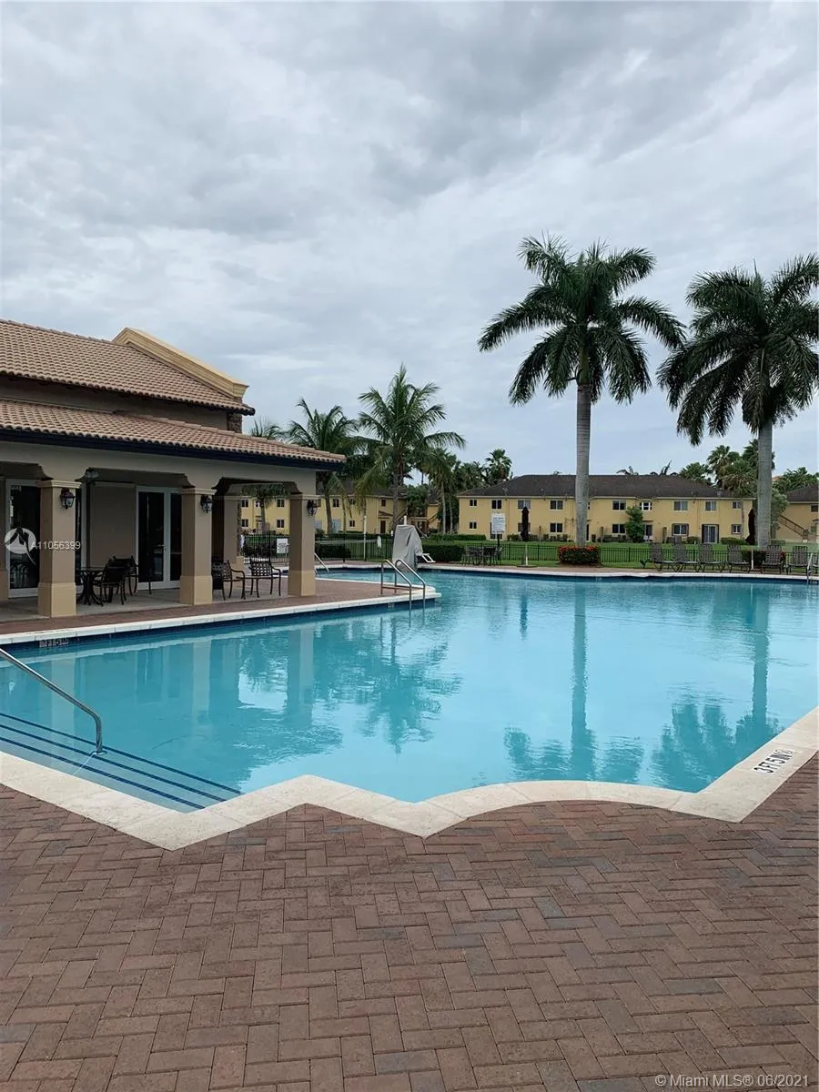 3395 NE 9th St # 101, Homestead FL 33033