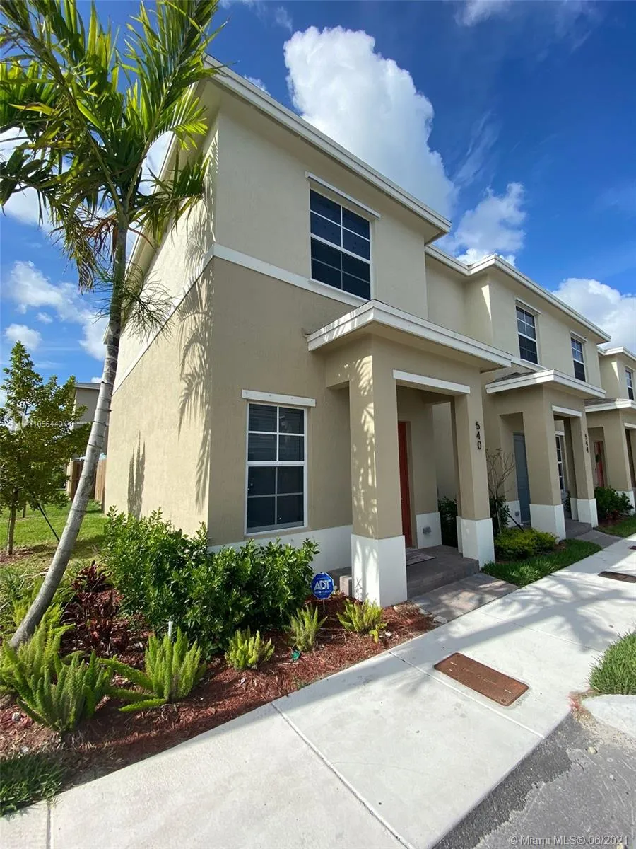 2 bedroom 2 bath for sale at 540 NE 5th Ln, Florida City FL 33034