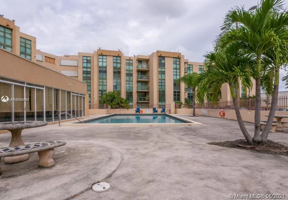 2055 SW 122 avenue # 525, Miami FL 33175