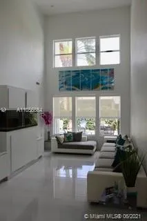 7060 NW 107th Pl, Doral FL 33178