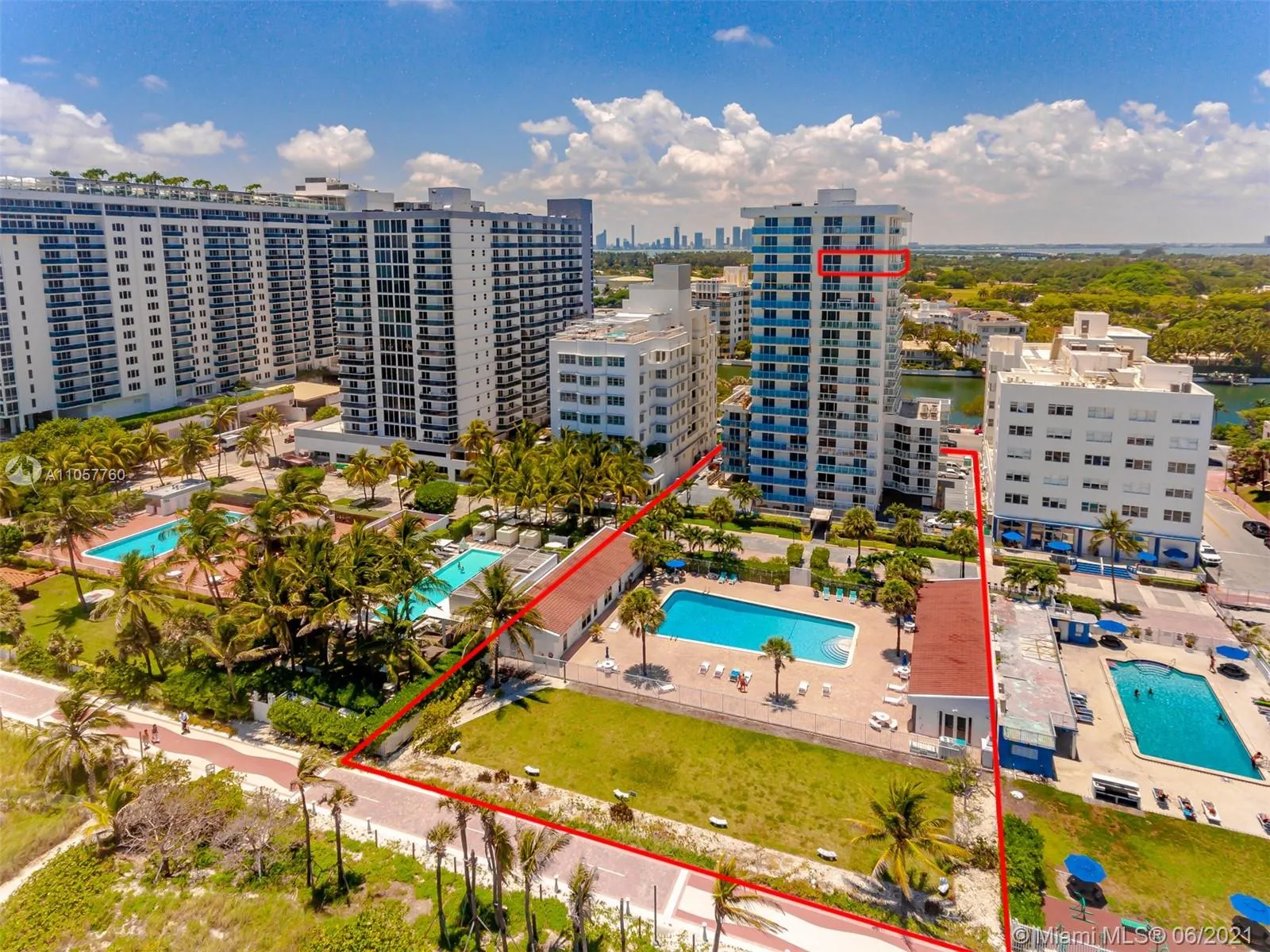 2457 Collins Ave # 1603, Miami Beach FL 33140