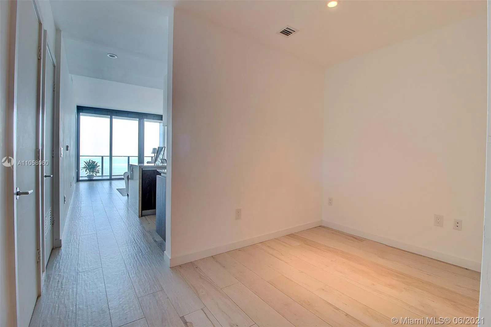 480 NE 31st St # 1603, Miami FL 33137