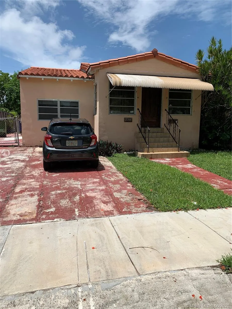 2155 SW 25th Ter, Miami FL 33133