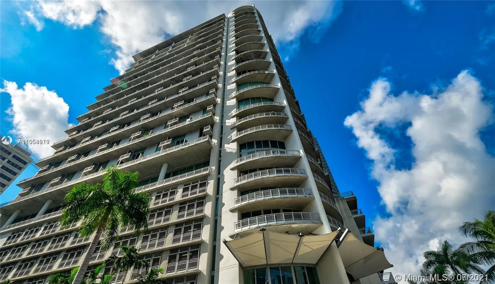 1 bath for sale at 690 SW 1st Ct # 2730, Miami FL 33130
