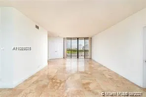 2 bedroom 2 bath for sale at 20281 E Country Club Dr # 1105, Aventura FL 33180
