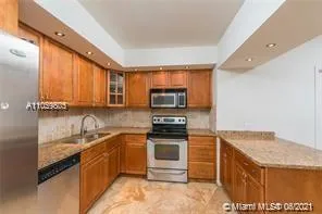 20281 E Country Club Dr # 1105, Aventura FL 33180