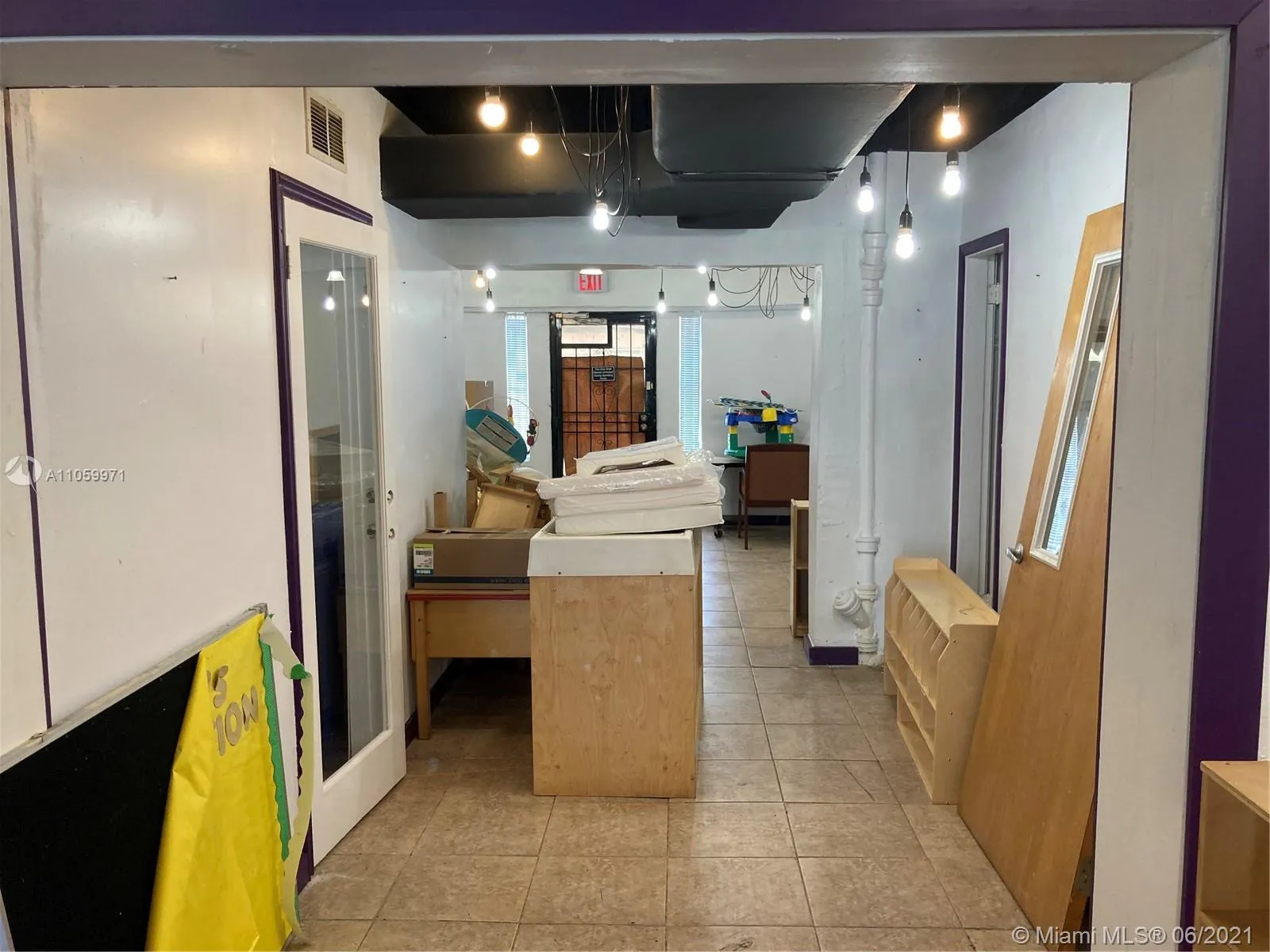 800 NW 54th STREET, Miami FL 33127