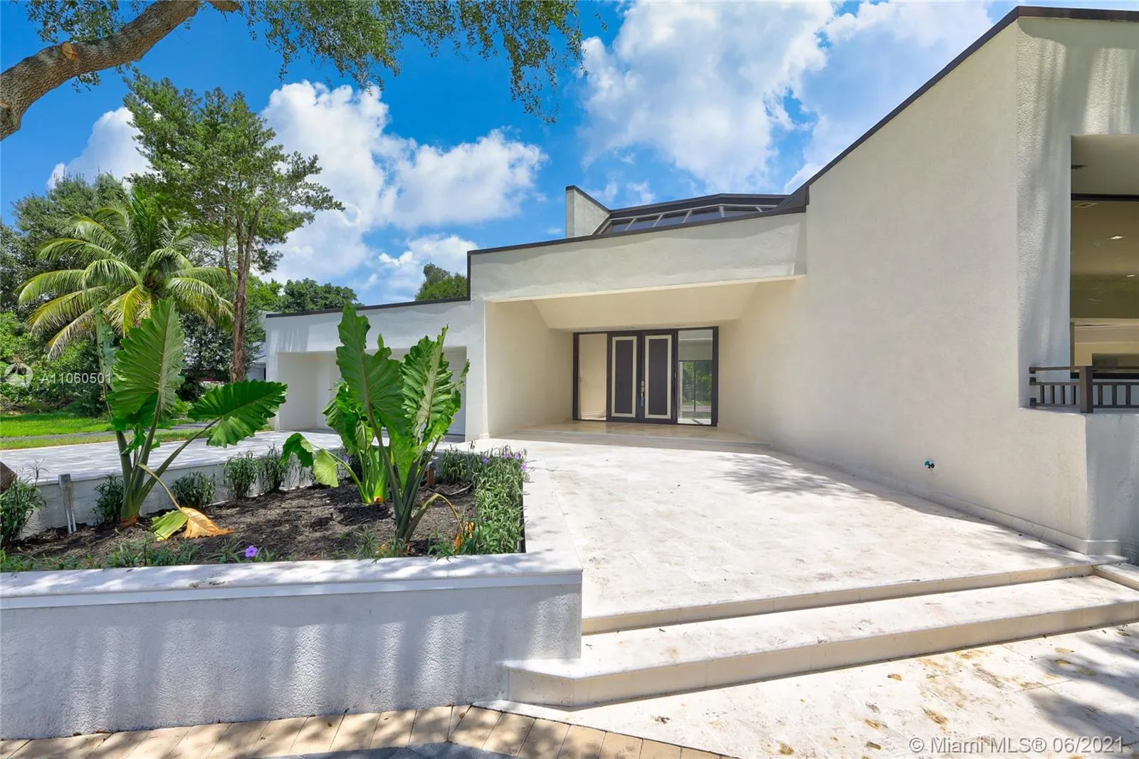 11861 NW 4th St, Plantation FL 33325