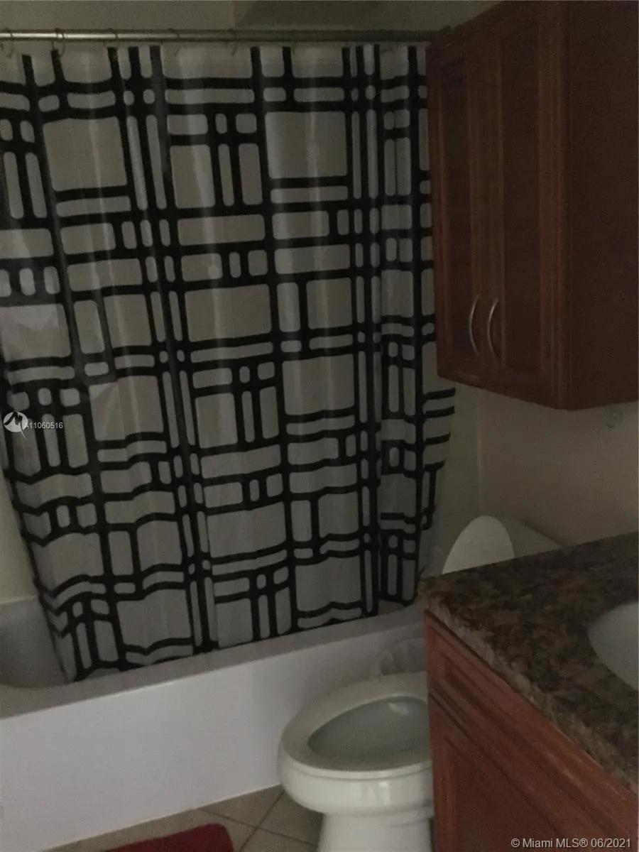 200 S Birch Rd # 211, Fort Lauderdale FL 33316