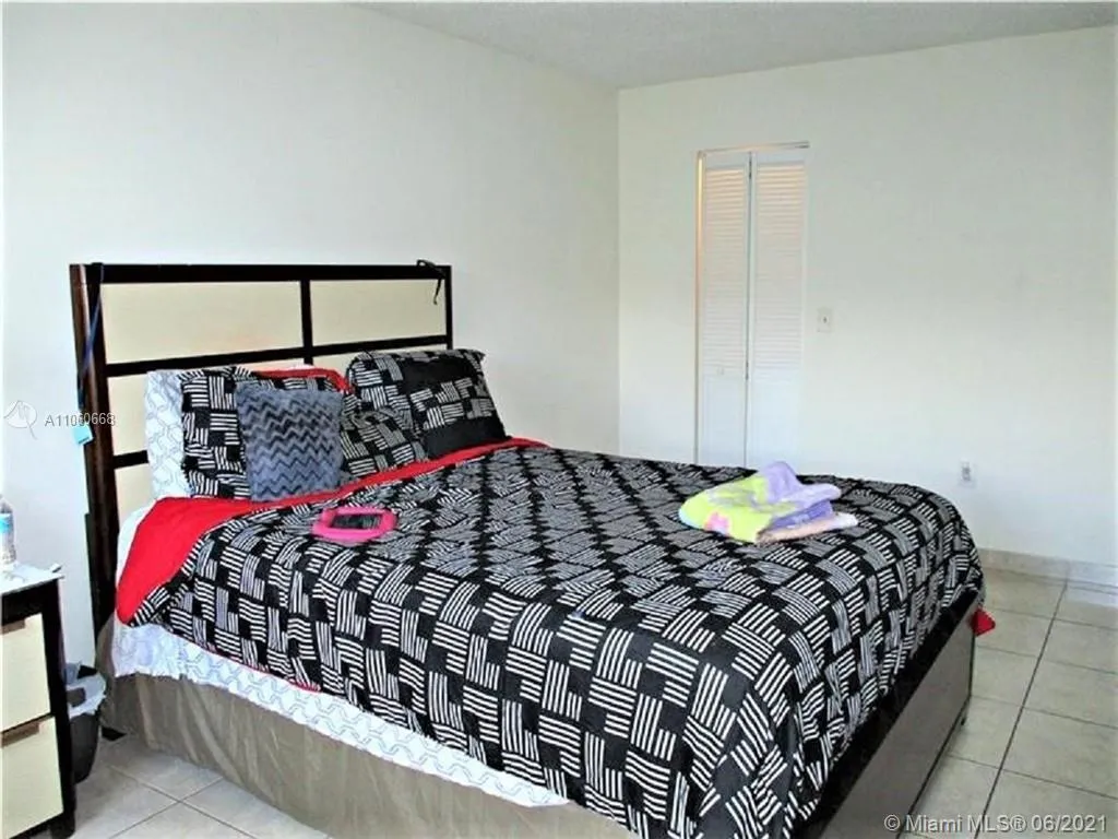 2451 NW 41st Ave # 302, Lauderhill FL 33313