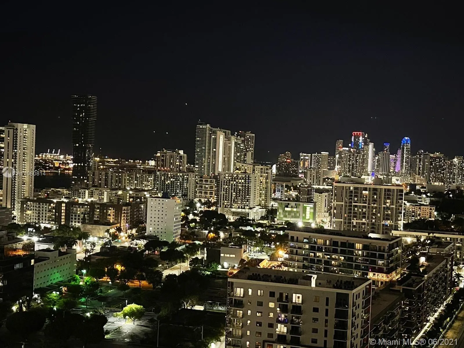 121 NE 34th St # 2805, Miami FL 33137