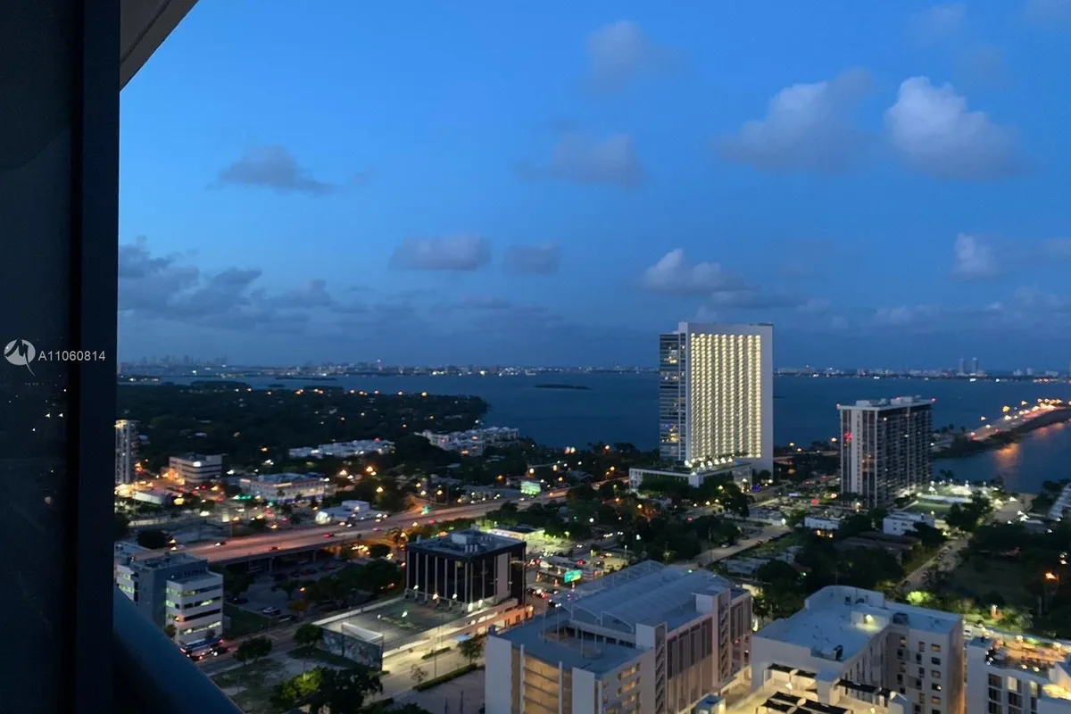 121 NE 34th St # 2805, Miami FL 33137
