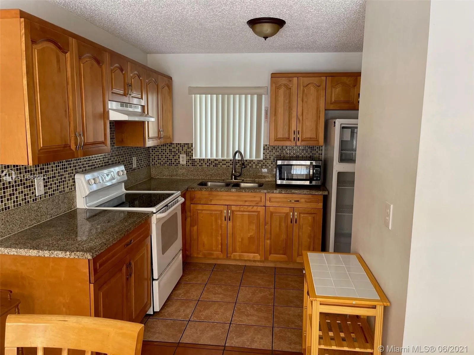 6225 SW Kendale Lakes Cir # 258, Miami FL 33183