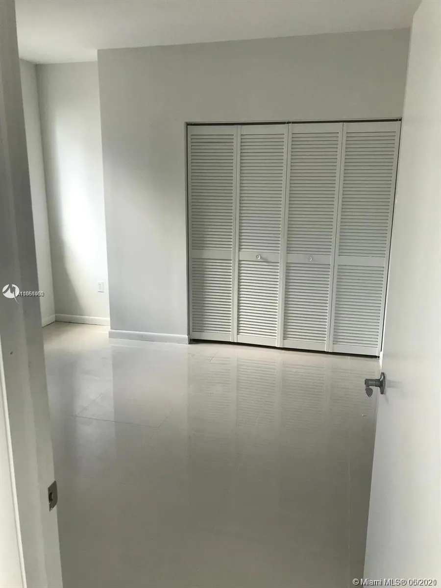 253 NE 2nd Street # 1110, Miami FL 33132