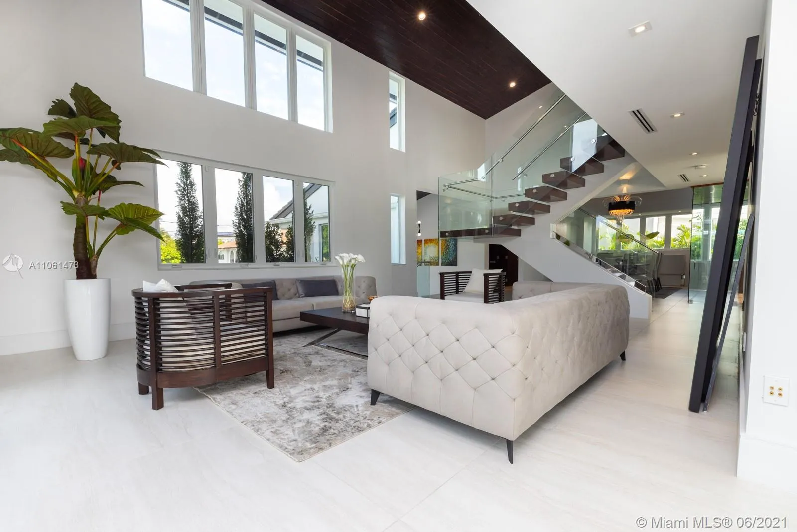 6819 Sunrise pl, Coral Gables FL 33133