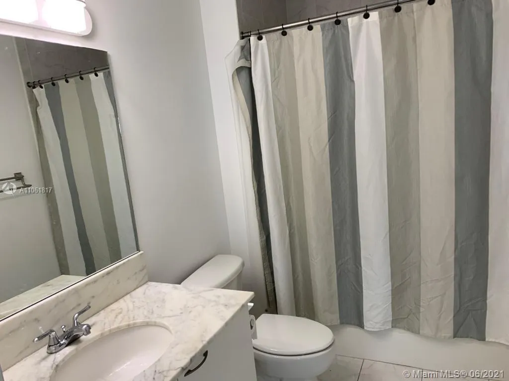 133 NE 2nd Ave # 3319, Miami FL 33132