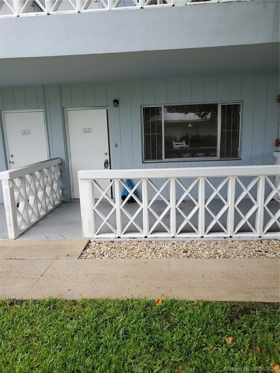 1 bedroom 1 bath for rent at 2170 NE 51st Ct # A2, Fort Lauderdale FL 33308