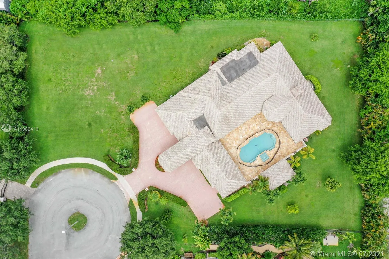 13751 Pine Meadow Ct, Davie FL 33325