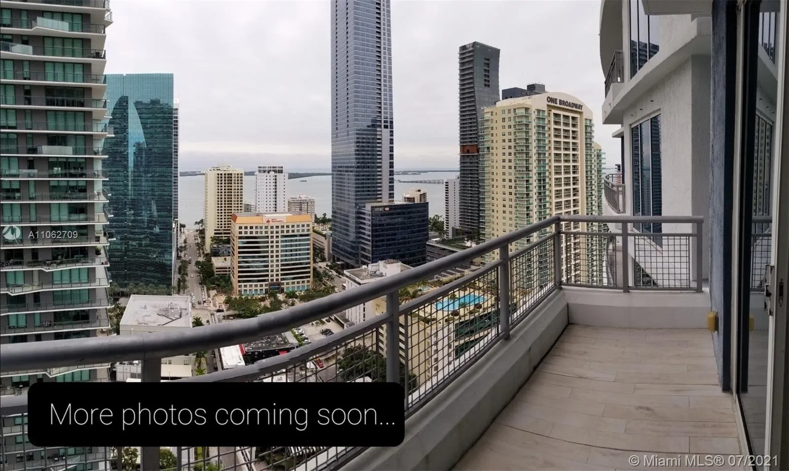 1 bedroom 1 bath for rent at 60 SW 13th St # 2602, Miami FL 33130