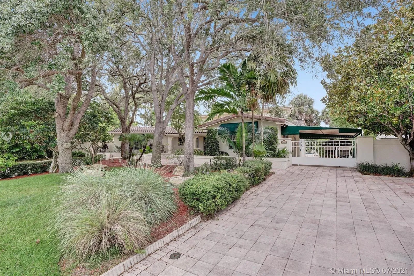 1809 Coral Gardens Dr, Wilton Manors FL 33306