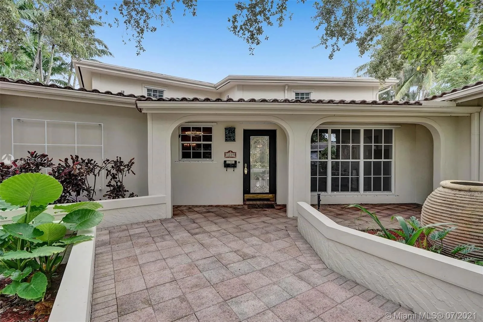 1809 Coral Gardens Dr, Wilton Manors FL 33306