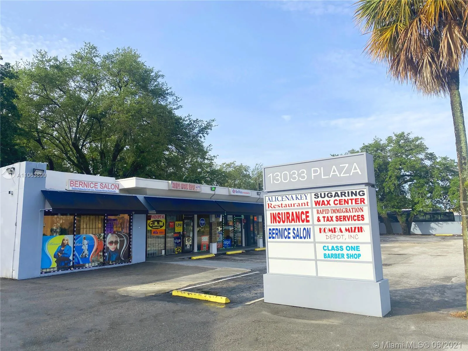 13033 W Dixie Hwy, North Miami FL 33161