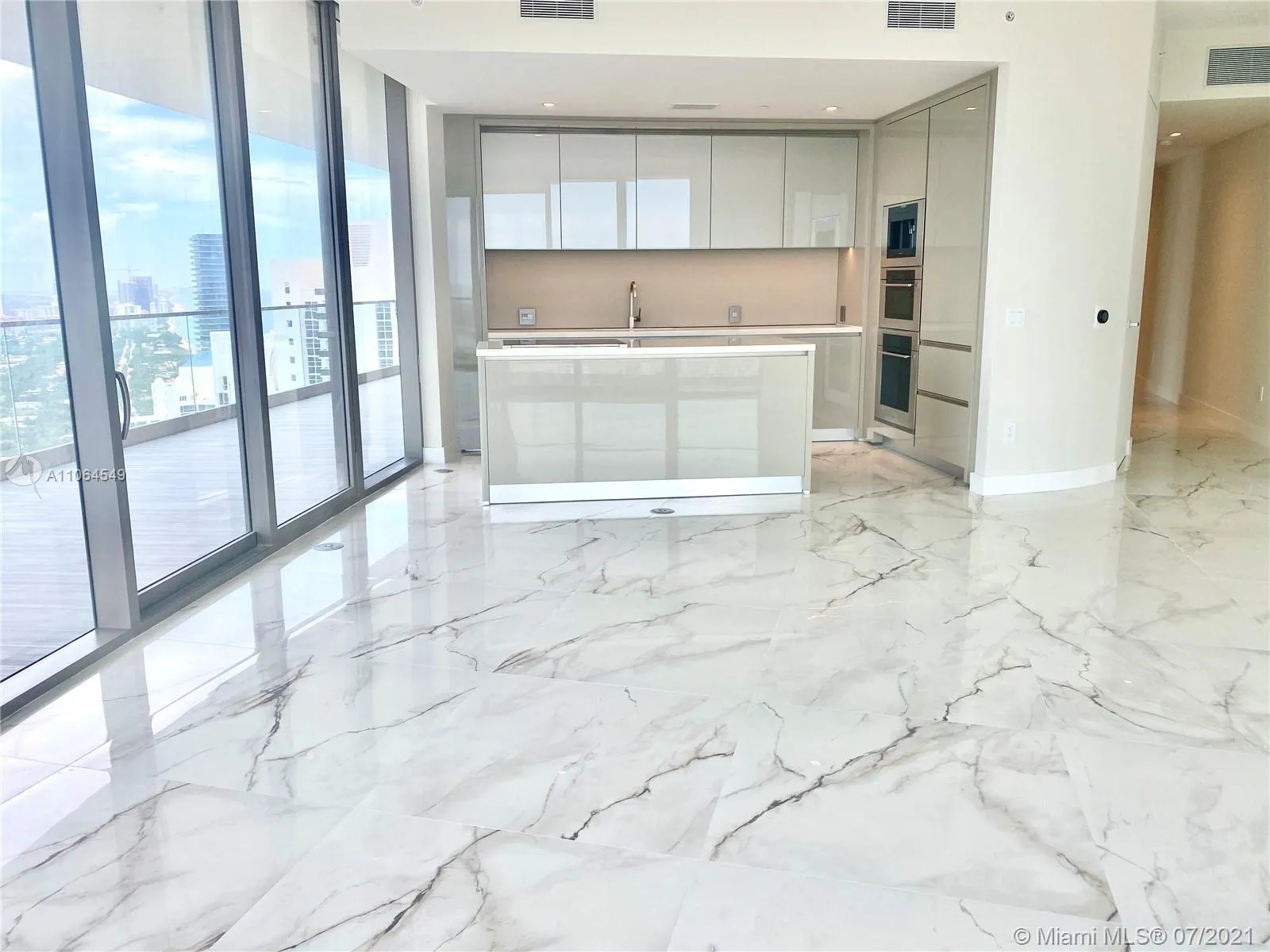 18975 Collins Ave # 3605, Sunny Isles Beach FL 33160