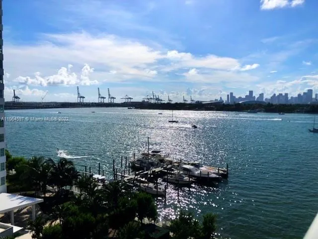 1 bedroom 1 bath for sale at 1000 West Ave # 727, Miami Beach FL 33139
