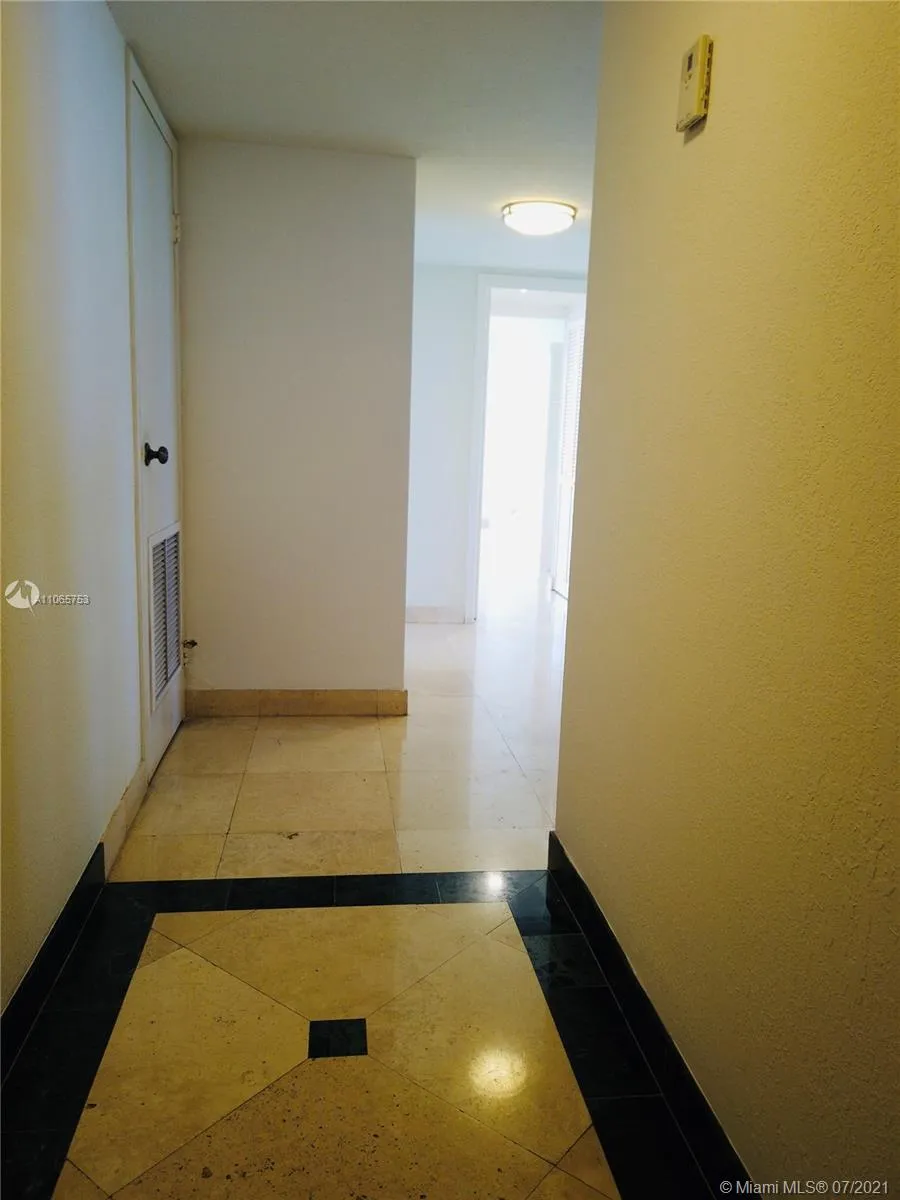 555 NE 15th St # 31C, Miami FL 33132