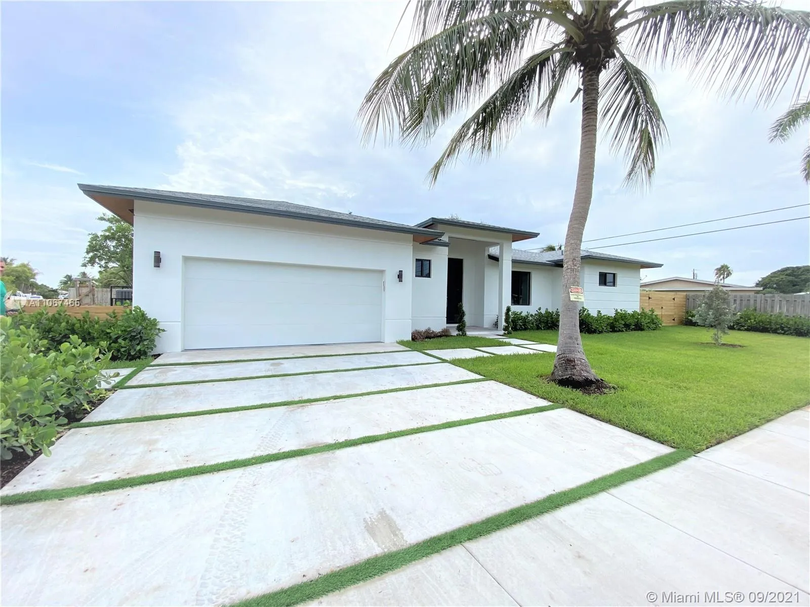 5 bedroom 2 bath for sale at 1930 SW 36th Ave, Fort Lauderdale FL 33312
