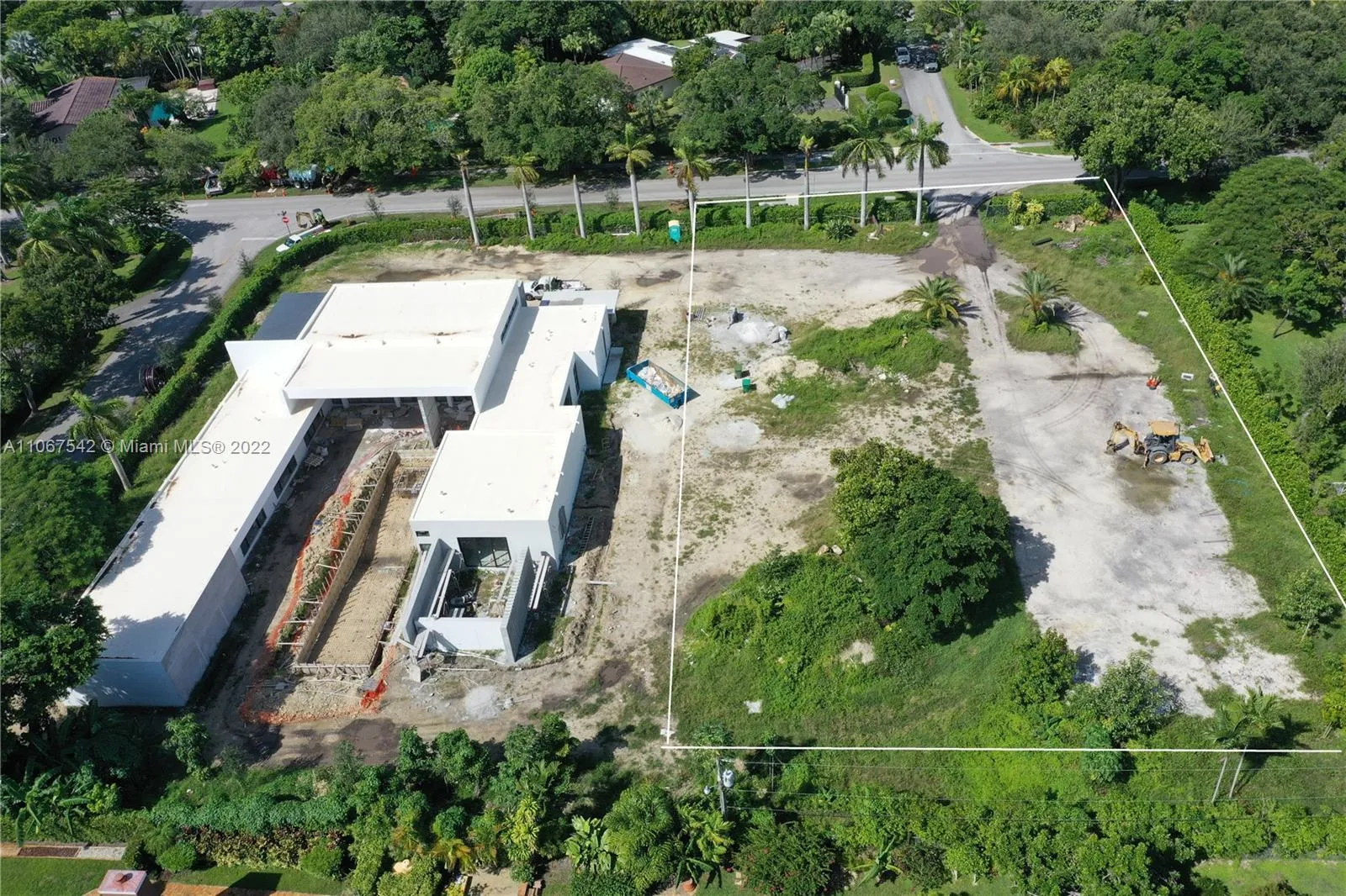 7 bedroom 7 bath for sale at 11501 SW 67th Ave, Pinecrest FL 33156