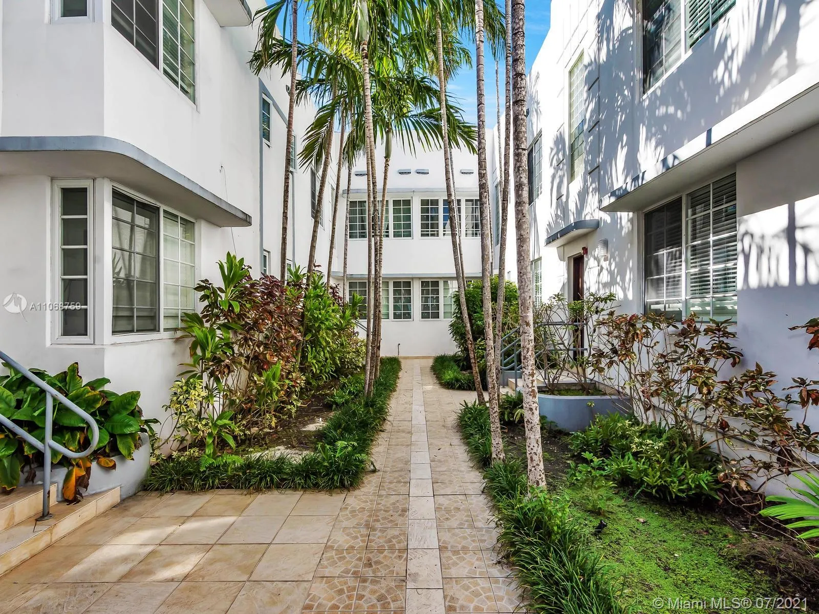 1000 Meridian Ave # 15, Miami Beach FL 33139