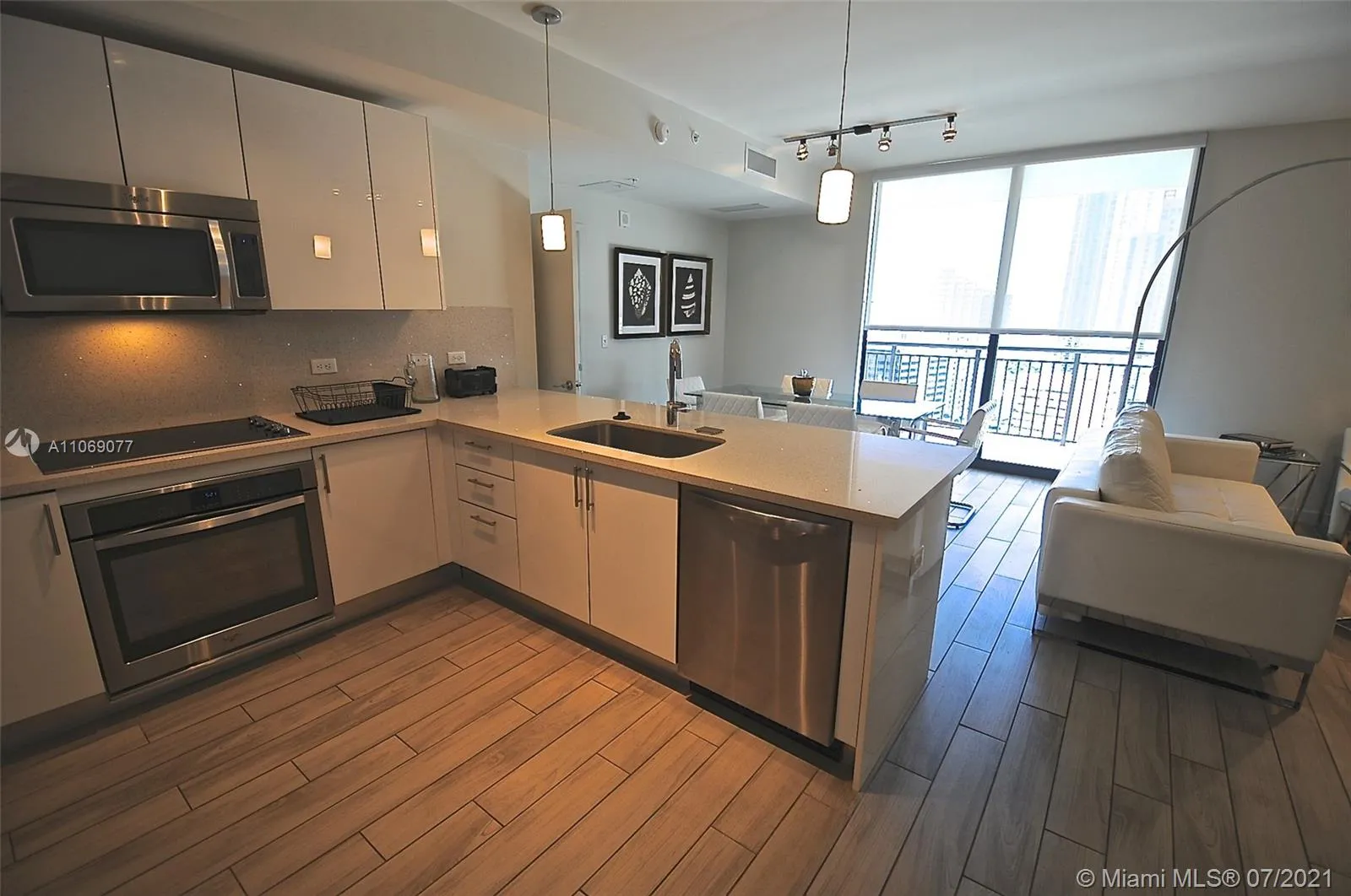 999 SW 1st Ave # 2802, Miami FL 33130