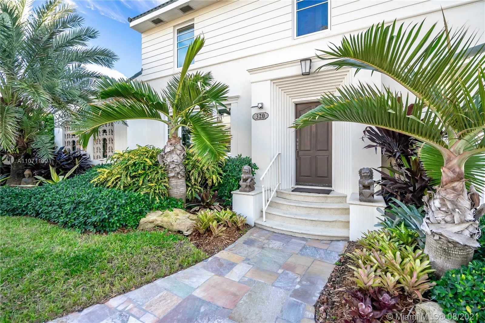 320 Polk St, Hollywood FL 33019