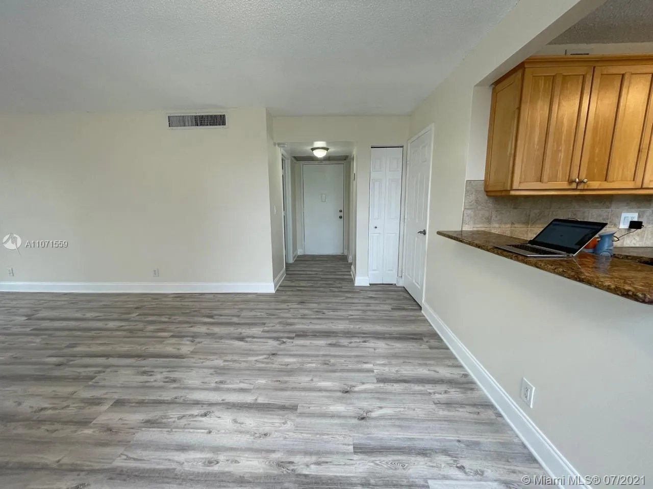 9471 Evergreen Pl # 401, Davie FL 33324