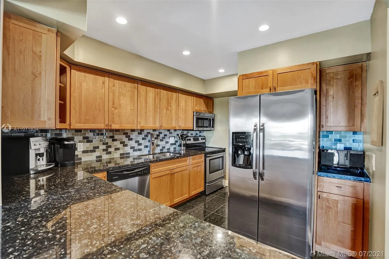 200 Diplomat Pkwy # 732, Hallandale Beach FL 33009