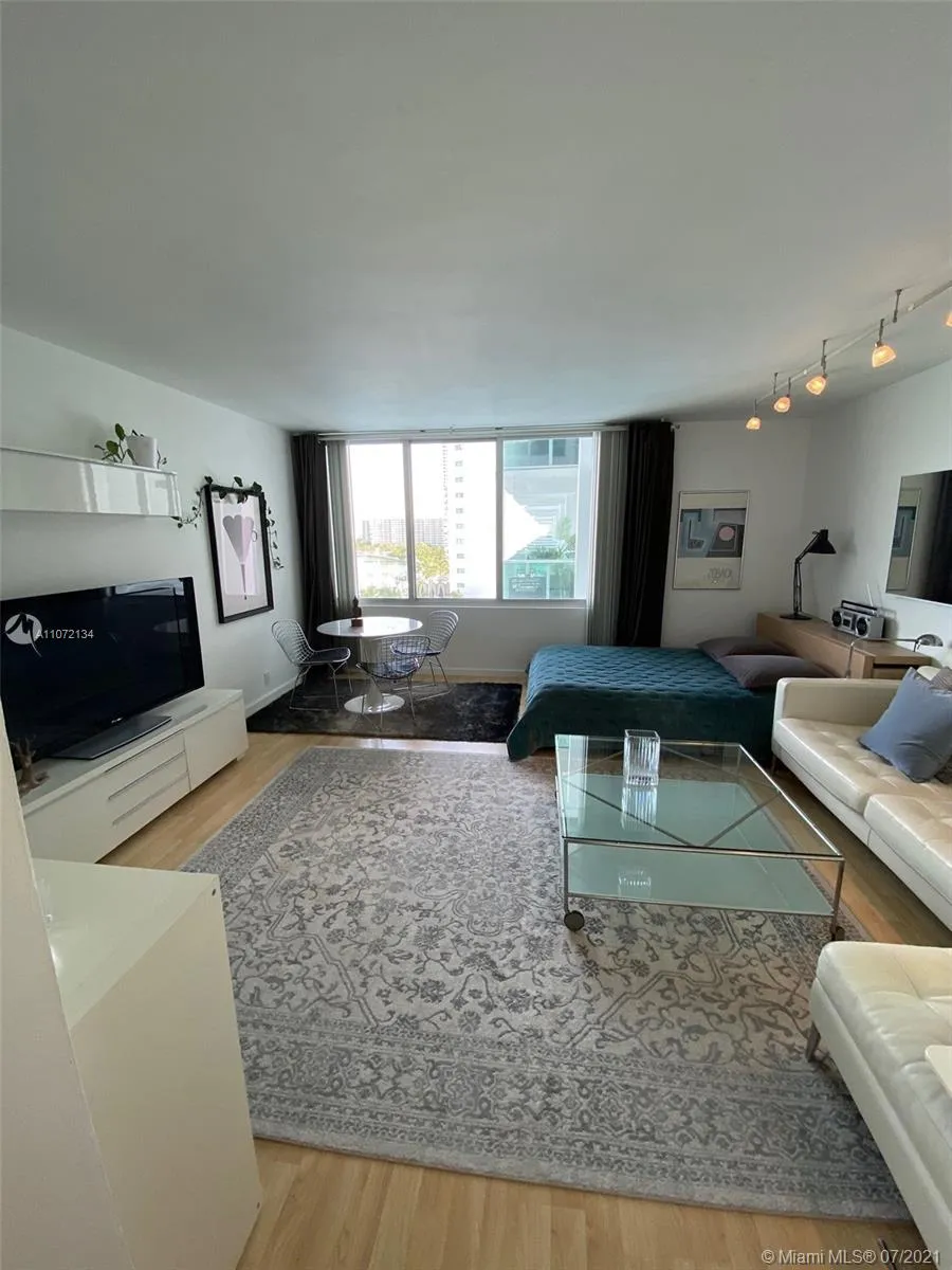 1000 West Ave # 822, Miami Beach FL 33139